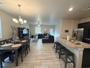 1418 Santa Thomas St in Las Cruces, NM - Building Photo - Building Photo