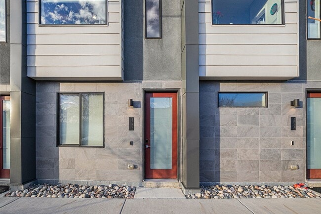 5075 W 38th Ave in Denver, CO - Building Photo - Building Photo