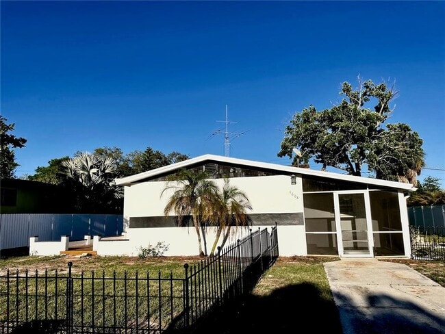 property at 4608 S Hesperides St