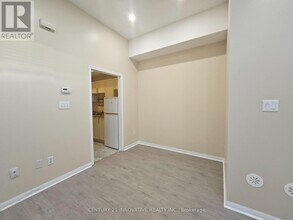3034 Bur Oak Ave in Markham, ON - Building Photo - Building Photo