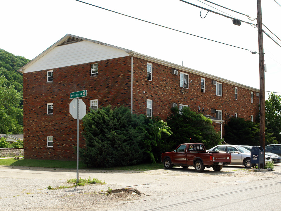 1101 Main Ave in Nitro, WV - Foto de edificio