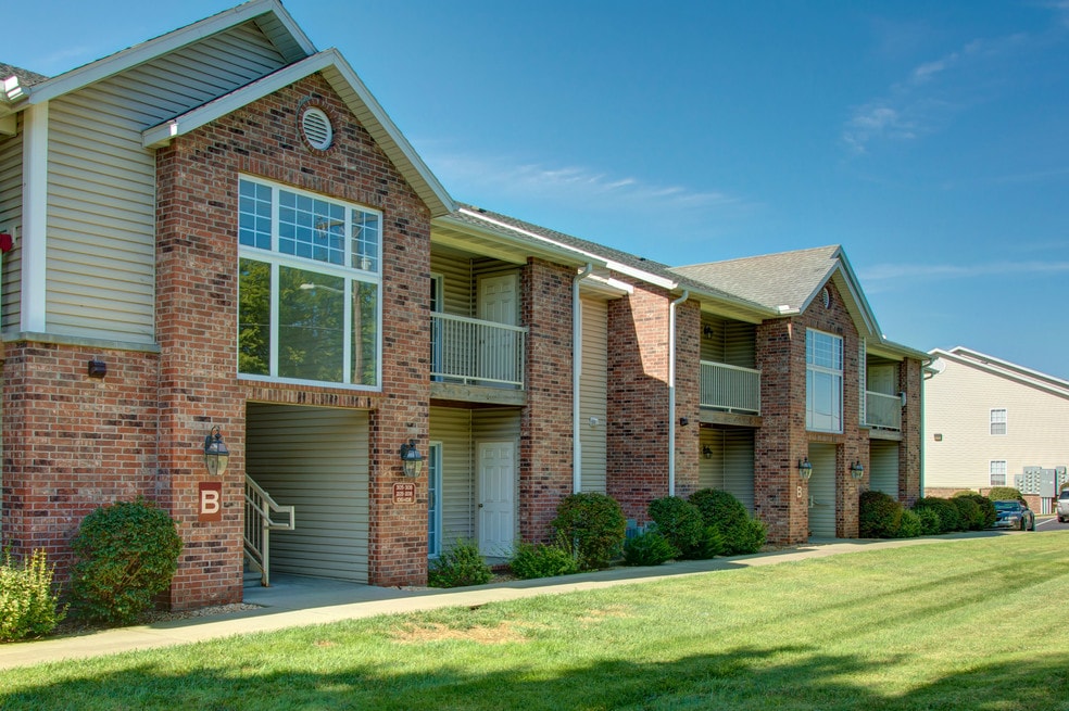 Maranatha Village Retirement Community Apartments Springfield, MO