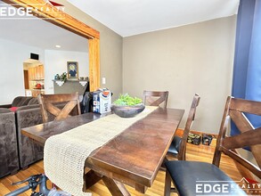 27 S Crescent Circuit in Boston, MA - Building Photo - Building Photo
