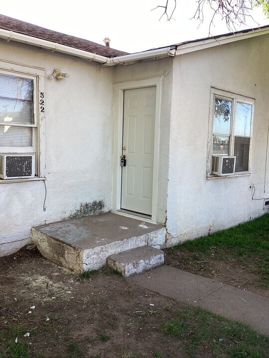 522 S Ave E in Portales, NM - Building Photo