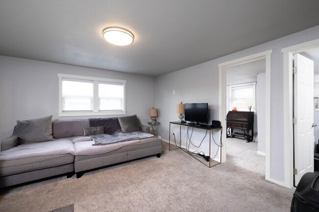 415 SW Black Butte Blvd in Redmond, OR - Building Photo - Building Photo