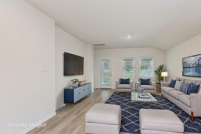 property at 1940 Velvet Oak Ln