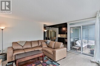 10 Capreol Ct in Toronto, ON - Building Photo - Building Photo