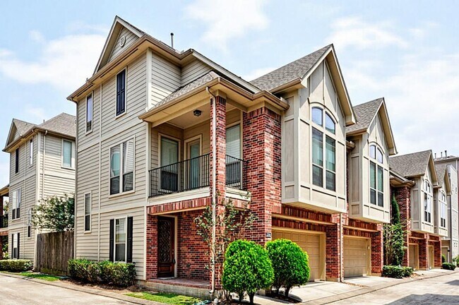 property at 2366 Bastrop St