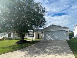 807 Evelynton Loop in the Villages, FL - Building Photo - Building Photo