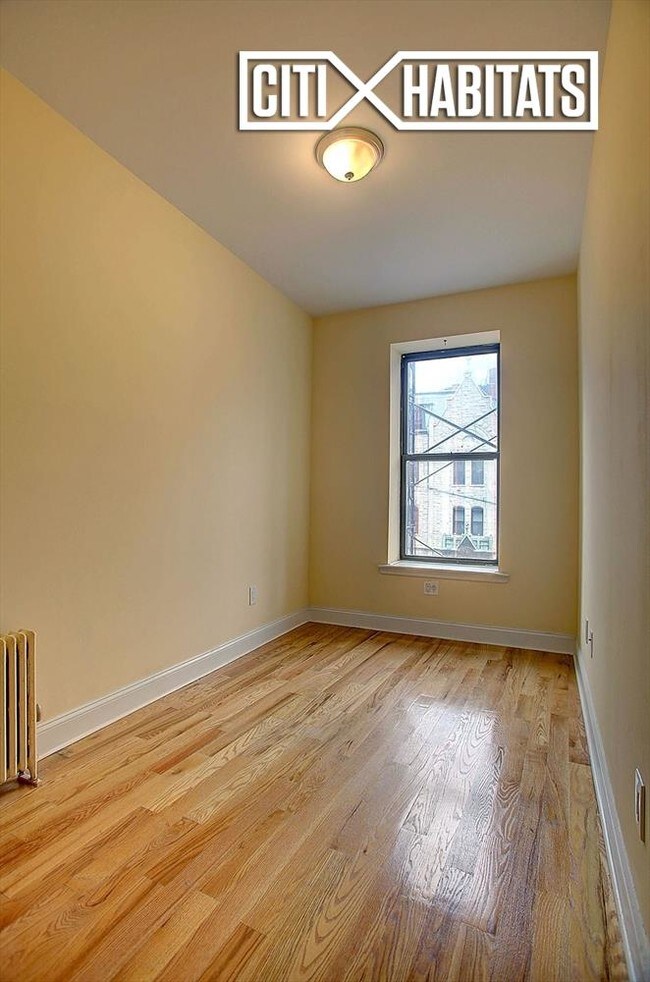 206 W 96th St-Unit -2B in New York, NY - Building Photo - Building Photo