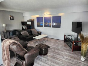 4319 Beatrice St in Vancouver, BC - Building Photo - Building Photo