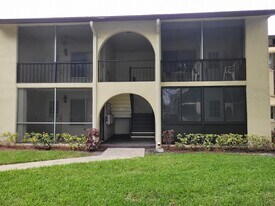 5993 La Pinata Blvd in Greenacres, FL - Building Photo