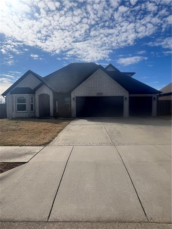 property at 2201 SW Montana Ave