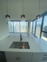 80 E Wacker Pl, Unit 3205 in Chicago, IL - Building Photo