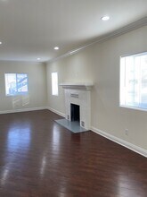 1454 S Cloverdale Ave, Unit 1454.5 in Los Angeles, CA - Building Photo - Building Photo