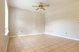 15815 Adam Rd, Unit 519 in Biloxi, MS - Building Photo - Building Photo