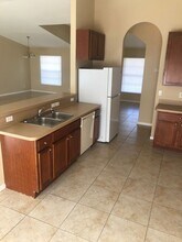 1142 SW Eleuthera Ave in Port St. Lucie, FL - Building Photo - Building Photo