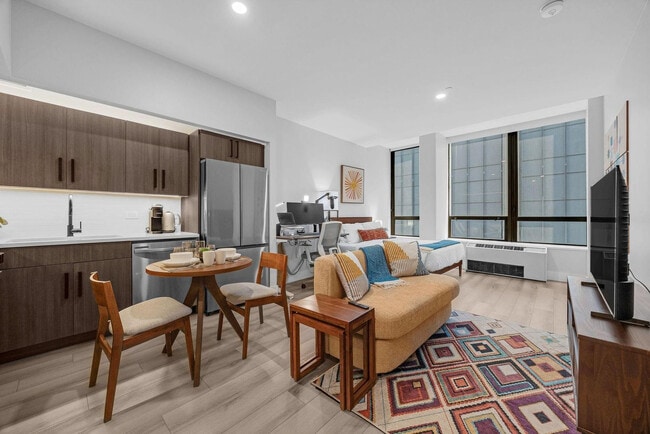 95 Wall St in New York, NY - Building Photo - Building Photo