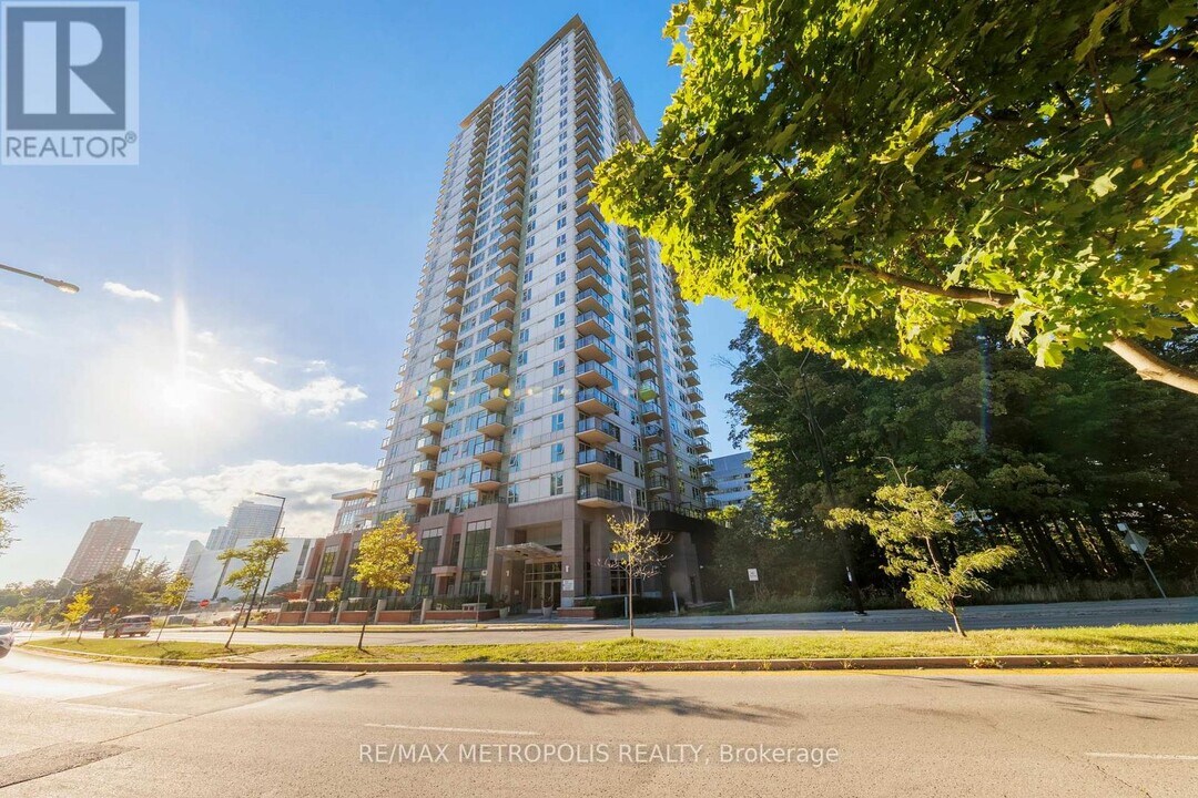 190-190 Borough Dr in Toronto, ON - Building Photo