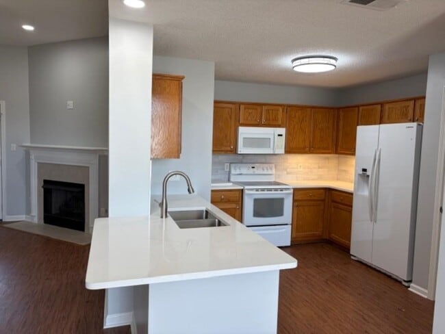 1139 Breezy Valley Dr in Cordova, TN - Building Photo - Building Photo