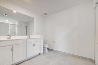 6709 Broadwater Ln in Greenacres, FL - Building Photo - Building Photo