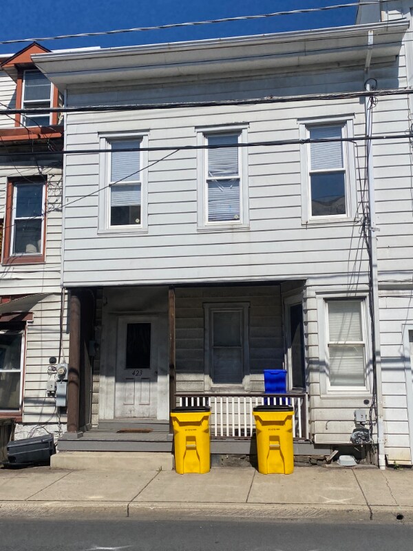 423 E Main St in Schuylkill Haven, PA - Building Photo - Building Photo