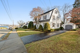 24 Westomere Terrace in New London, CT - Building Photo - Building Photo