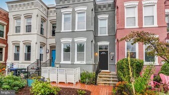 1434 F St NE in Washington, DC - Building Photo