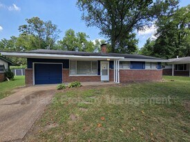 2321 Noll Dr in St. Louis, MO - Building Photo
