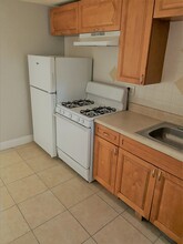 Kings Place Apartments in Jacksonville, FL - Building Photo - Building Photo