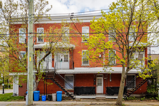 3042 Lasalle Boul in Verdun, QC - Building Photo - Building Photo