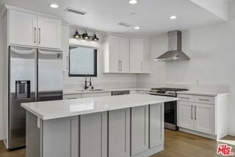 6521 Homewood Ave in Los Angeles, CA - Building Photo - Building Photo
