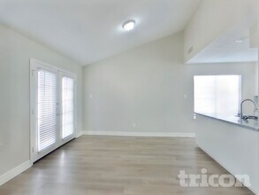 6342 Briar Terrace Dr in Houston, TX - Foto de edificio - Building Photo