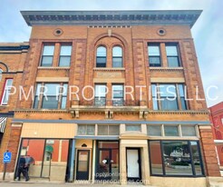 400 E Coolbaugh St in Red Oak, IA - Building Photo