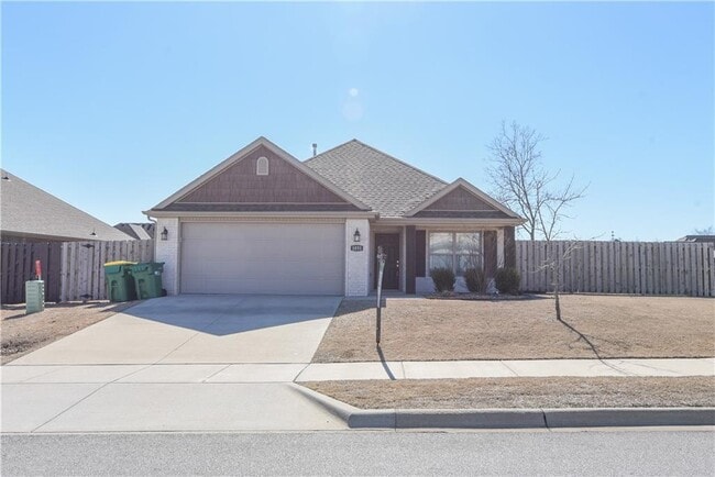 property at 1031 Gardenia St