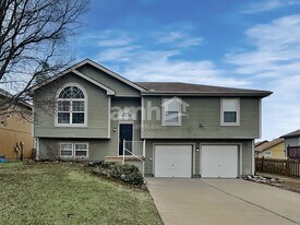 11202 N Lewis Ave in Kansas City, MO - Building Photo