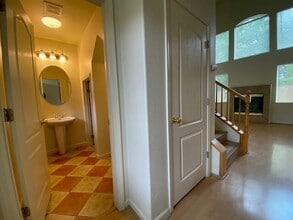 308 Marsalla Dr in Folsom, CA - Building Photo - Building Photo