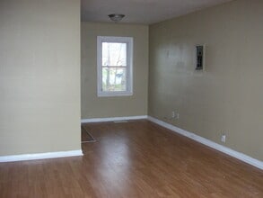 1637 Johnson Dr in Bowling Green, KY - Building Photo - Building Photo