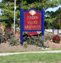 London Village Apartments in London, OH - Building Photo - Building Photo