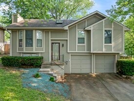 8715 NW 83rd Street in Kansas City, MO - Building Photo