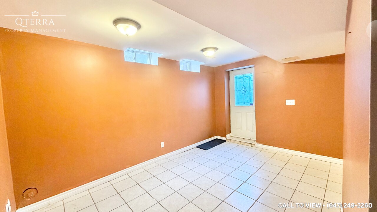 3910 Baggins Crt in Mississauga, ON - Building Photo