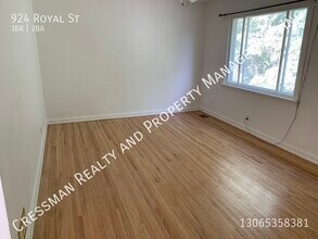 924 Royal St in Regina, SK - Building Photo - Building Photo
