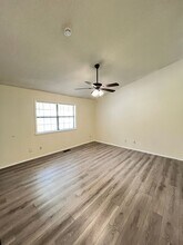 2498 W Jane Cir Dr in Fayetteville, AR - Building Photo - Building Photo