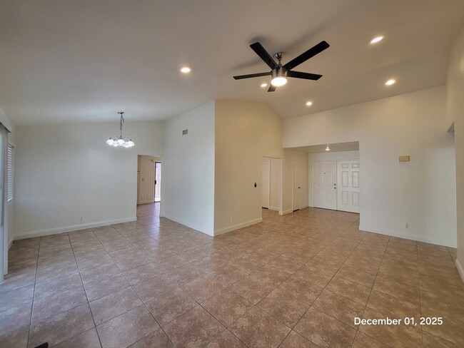 6580 Candleberry Rd in Las Vegas, NV - Building Photo - Building Photo