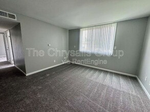 606 E McKinley Rd in Ottawa, IL - Building Photo - Building Photo