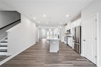 1016 Taylor Ct in Acworth, GA - Building Photo - Building Photo