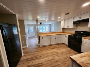 27 Lincoln Rd in Syracuse, NY - Building Photo - Building Photo