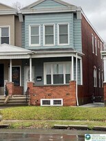 1719 W Broad St in Bethlehem, PA - Building Photo