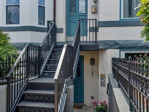 1332 Park Rd NW, Unit A in Washington, DC - Building Photo - Building Photo