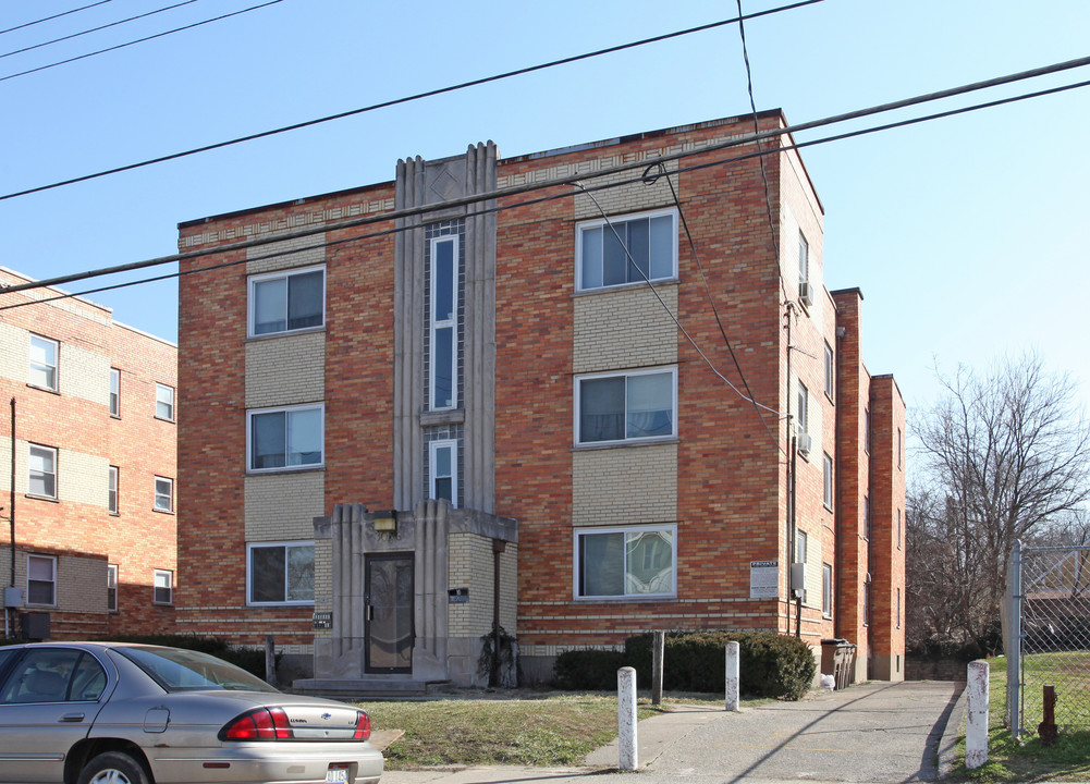 3036 Hackberry St in Cincinnati, OH - Building Photo